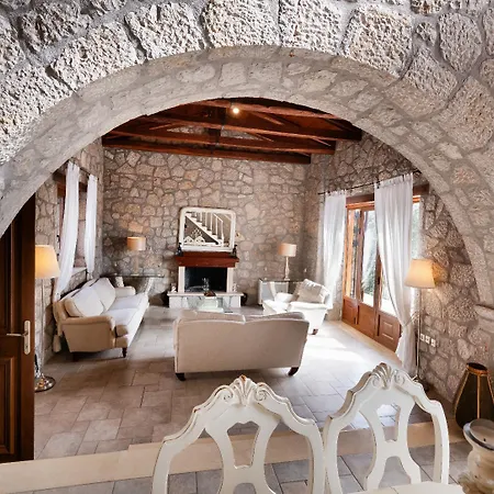Villa Galatia *